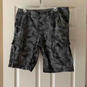 Men’s Camo Cargo Shorts.
